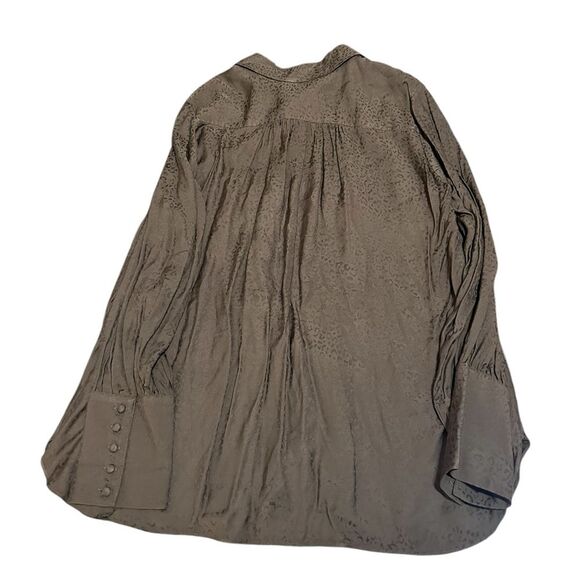 Soft Surroundings Olive Green Leopard Animal Print Viscose Blouse Size L - Picture 5 of 8